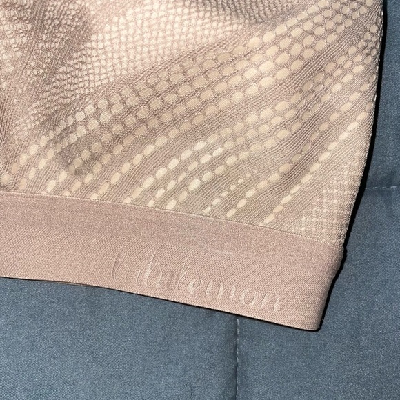 Lululemon Awake to Lace Bra - Picture 2 of 8